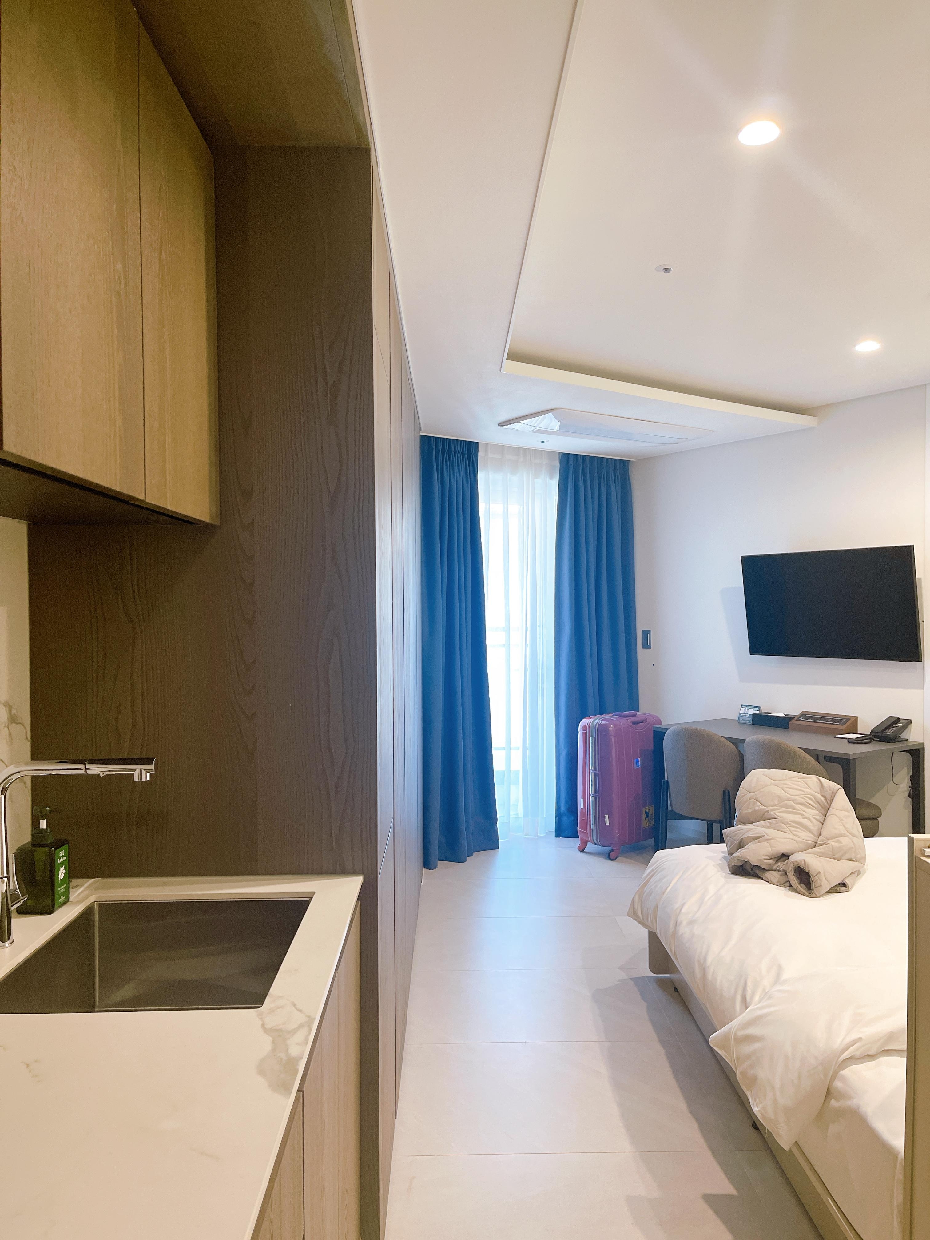 大きな冷蔵庫、冷凍庫あり