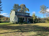 Lovely farmhouse!