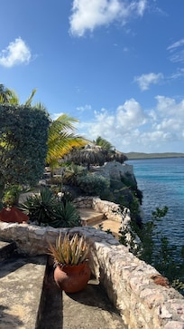 Terrazas frente al mar.