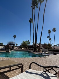 Great pool, hot tub and fire pit area just across the street.