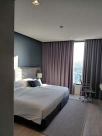 Clean and spacious room