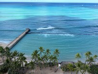 Twin Fin breakfast view (21st floor view)