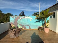 The art teacher loves this mural!