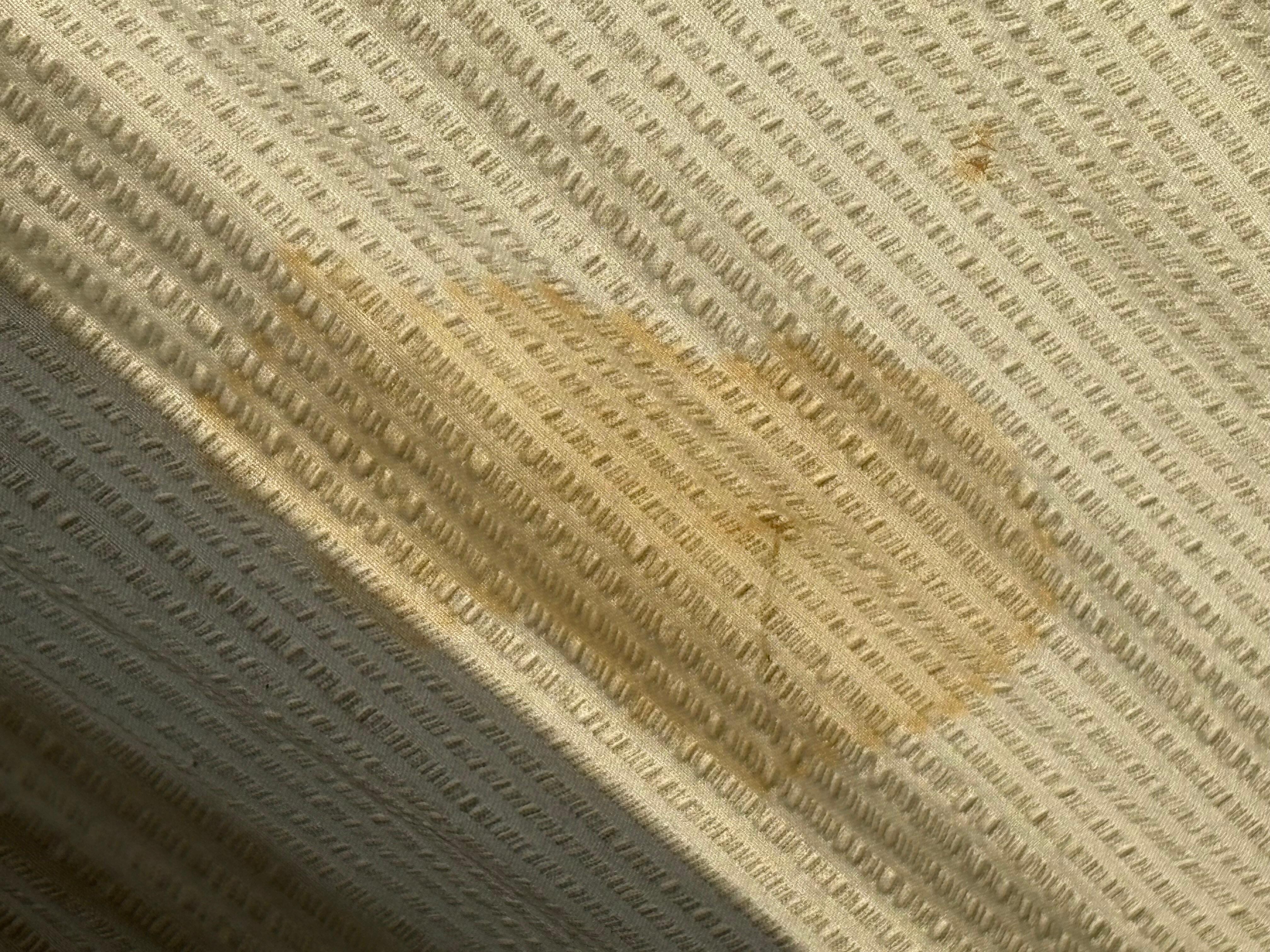 This is the living room curtain. 