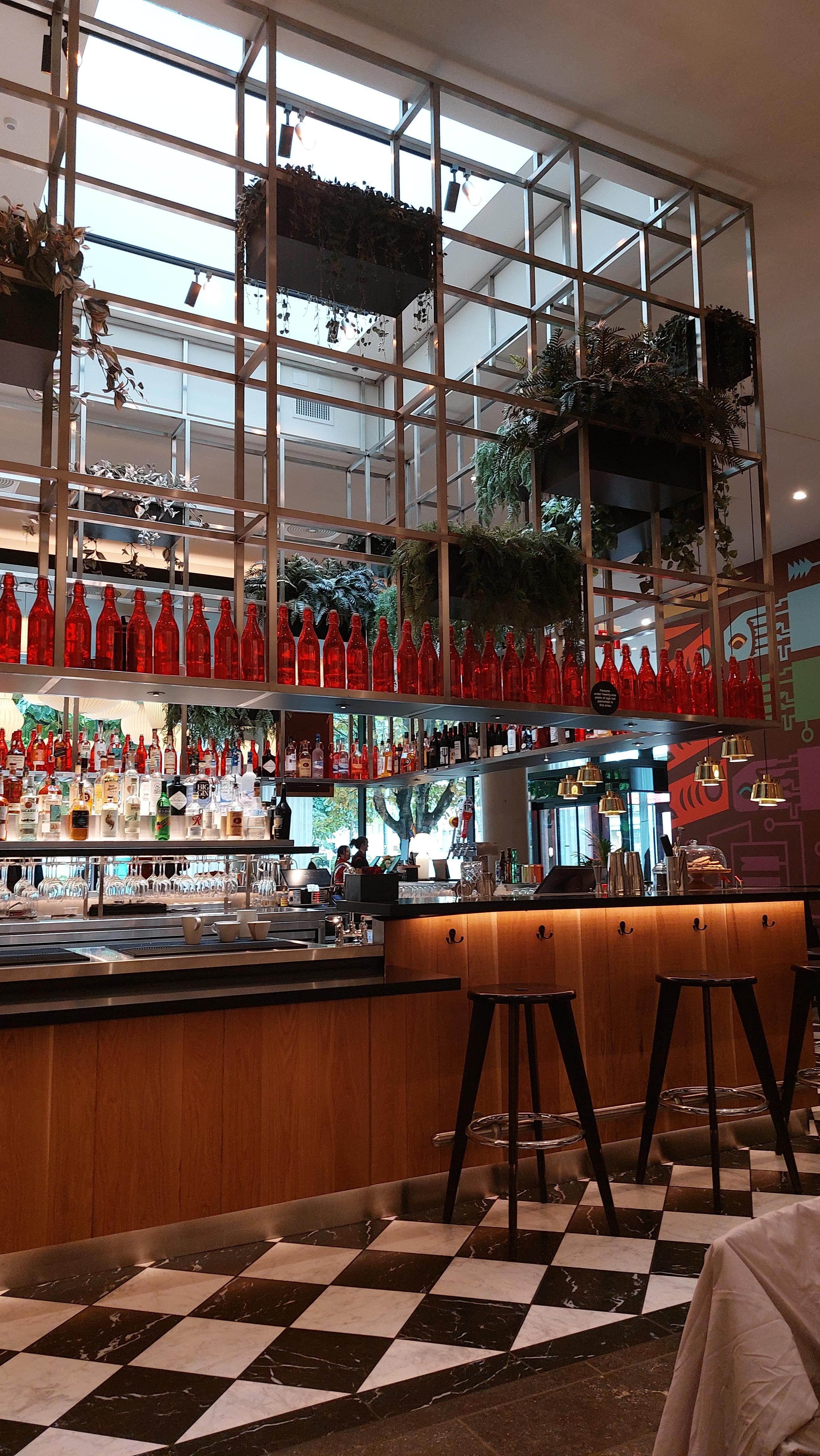 Die Bar