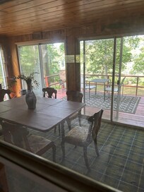 Screened Porch & Deck