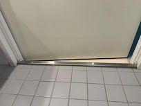 Badezimmertüre von innen scheusslich.