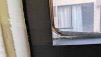 Broken seal at window