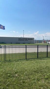 Airport Williston