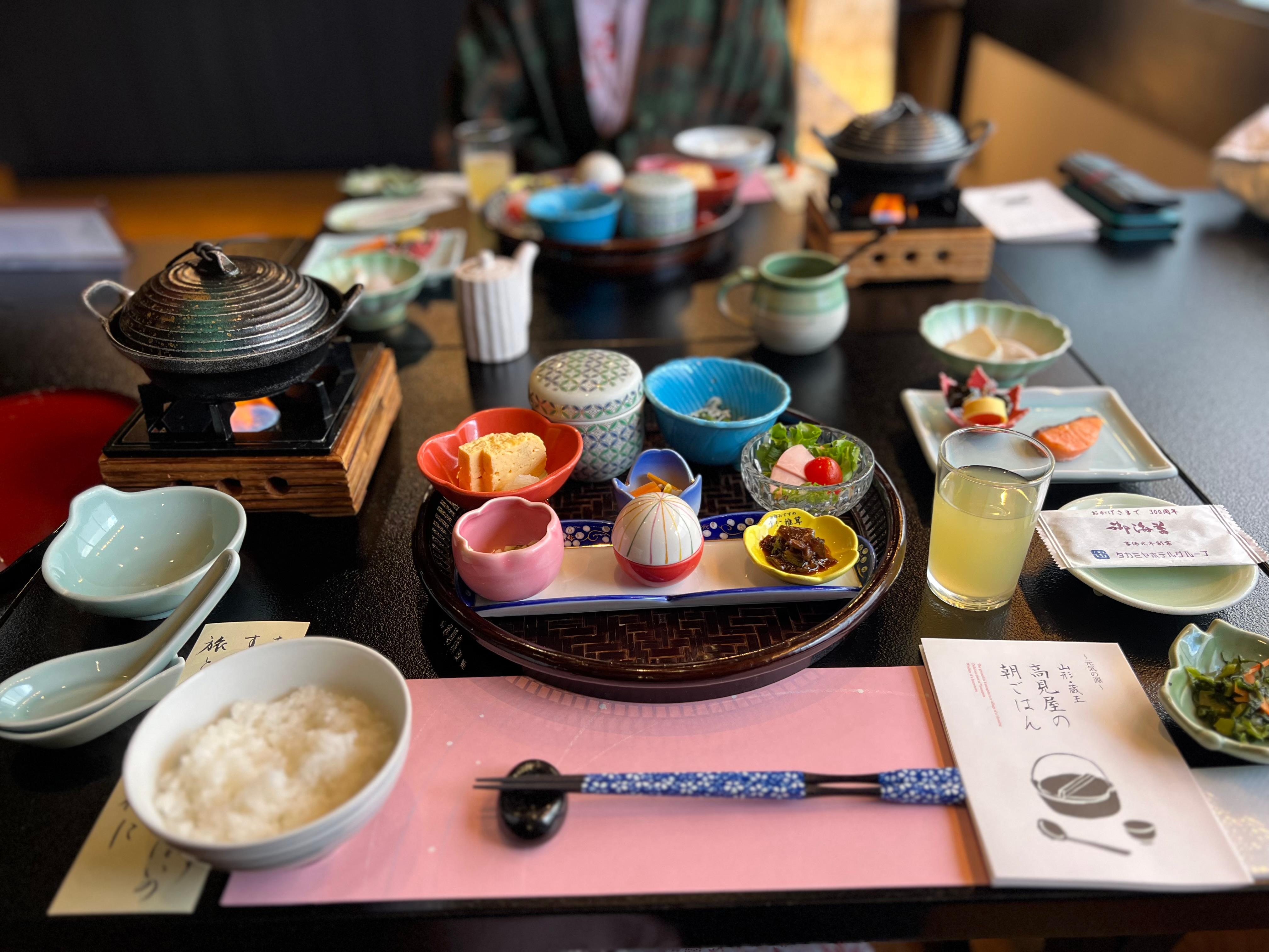 見て楽しい
味も素晴らしい
朝も晩も楽しい 食事