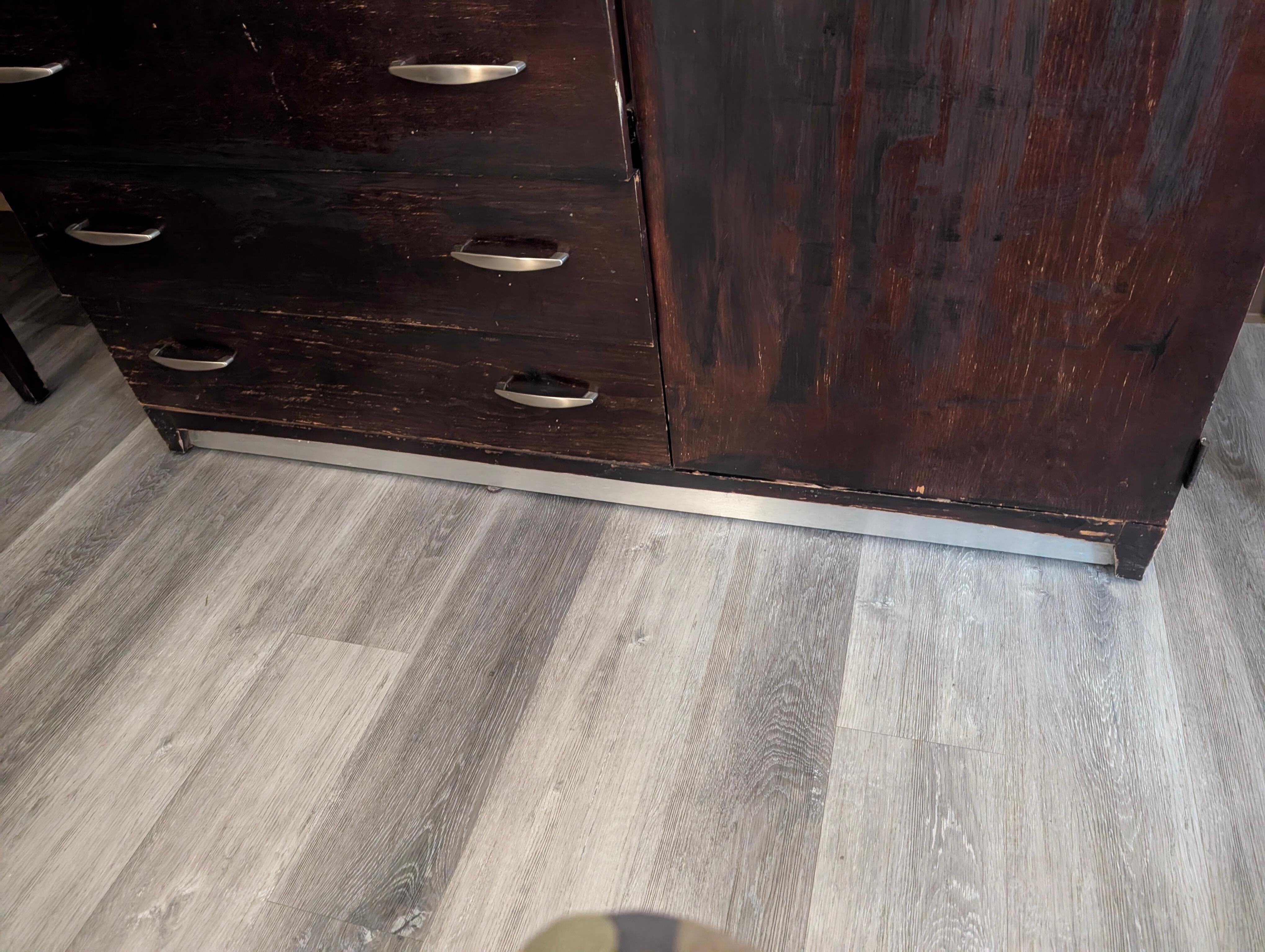 Old furniture and the drawers didn't close when I put my clothes in.