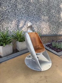 Outdoor main entry way chairs