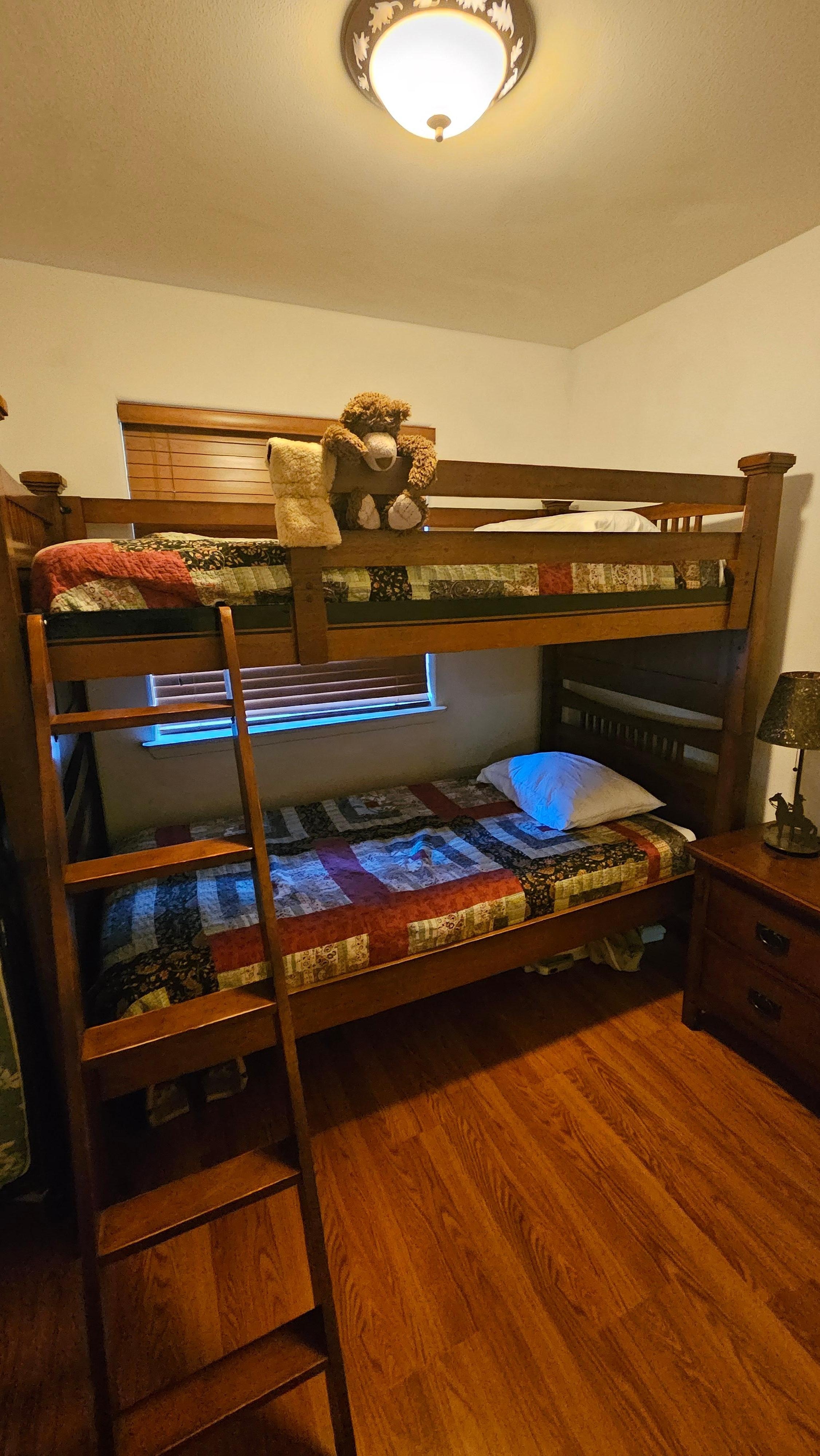 Kids bedroom (downstairs)