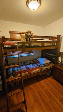 Kids bedroom (downstairs)