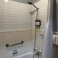 Fælles badeværelse på gangen