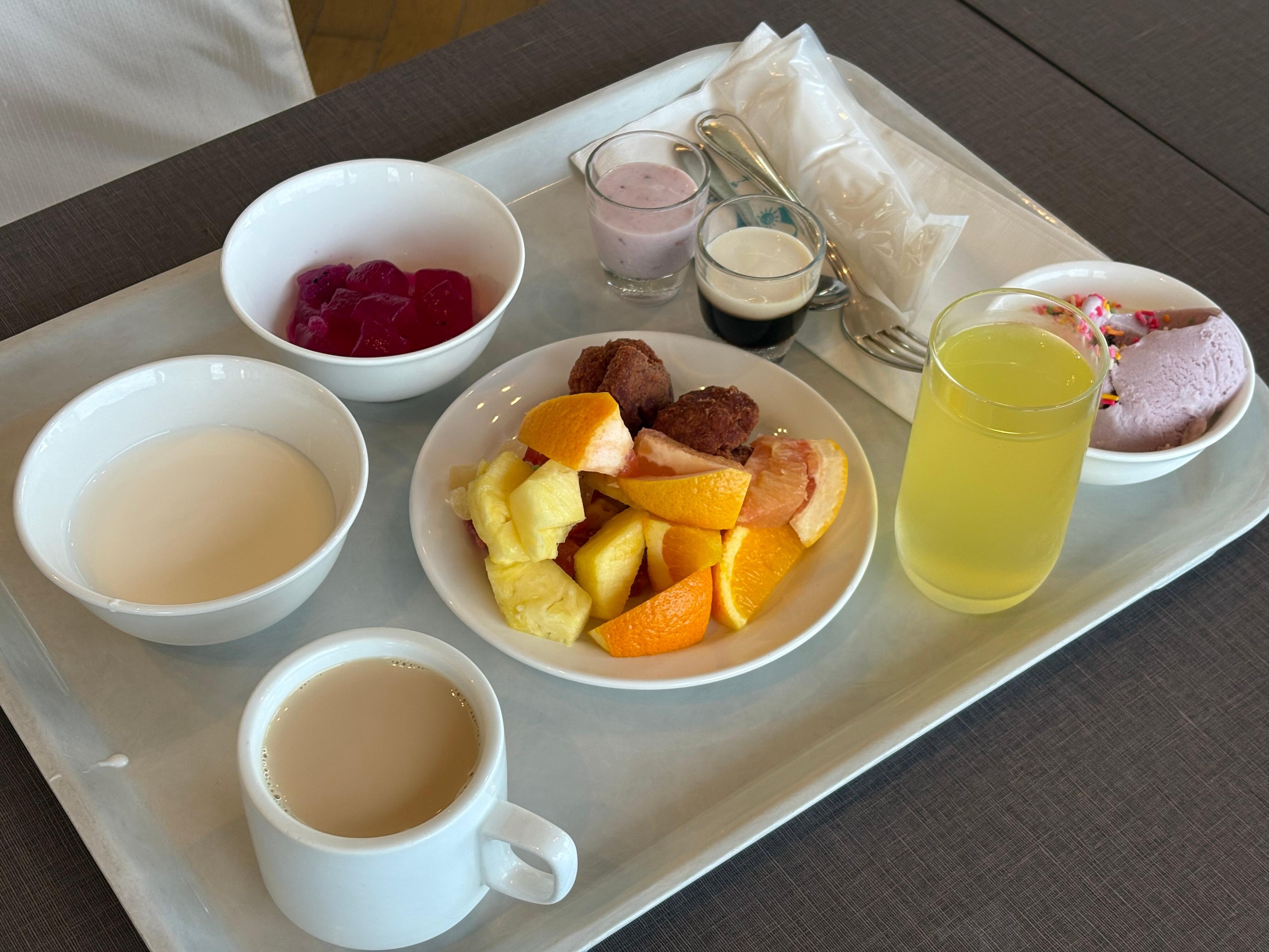 朝食にアイスクリーム
