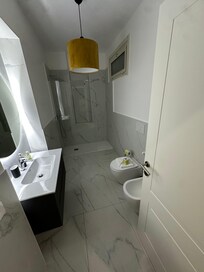 One of 3 bathrooms