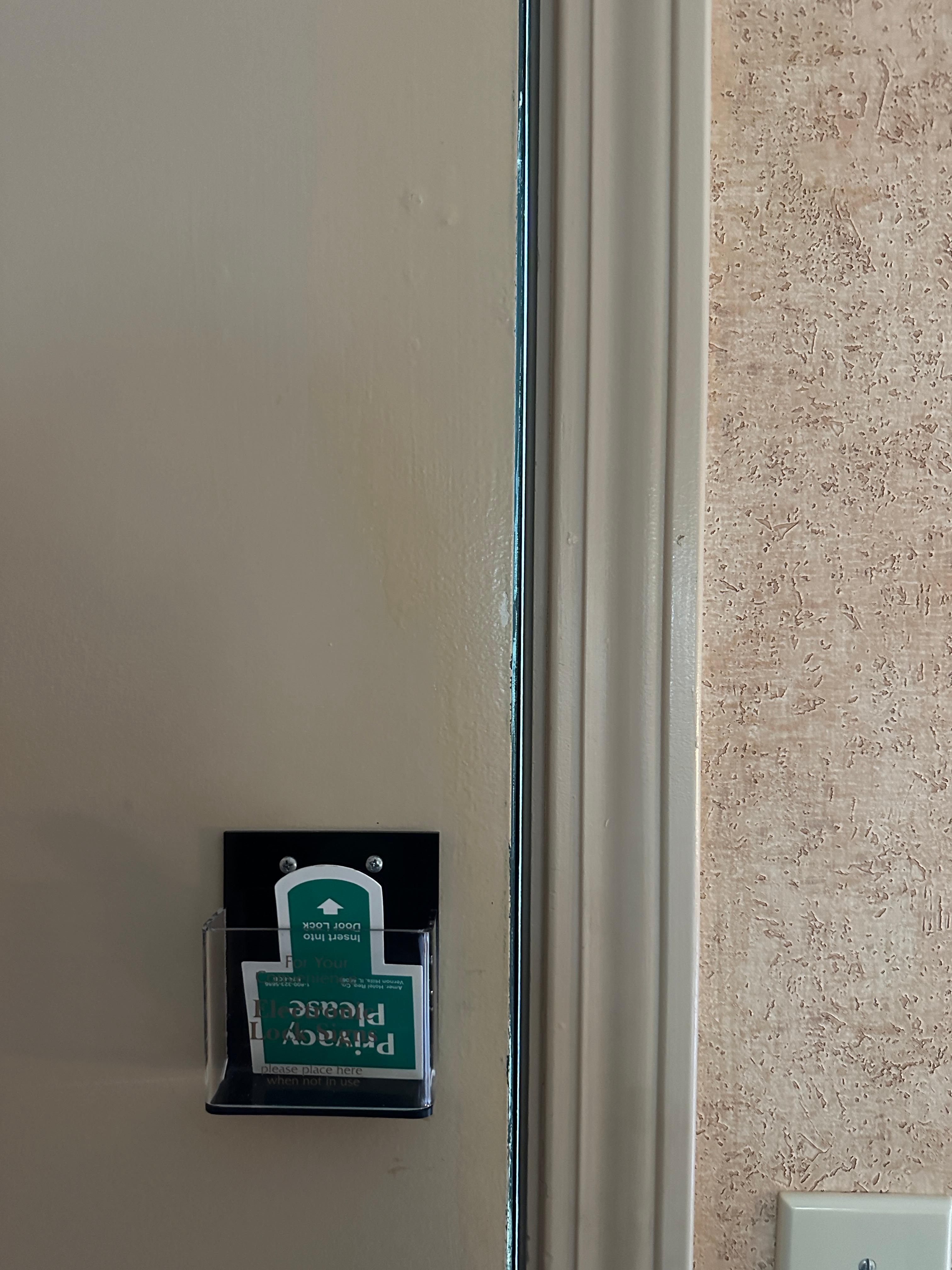 The door isn't properly sealed at the bottom.