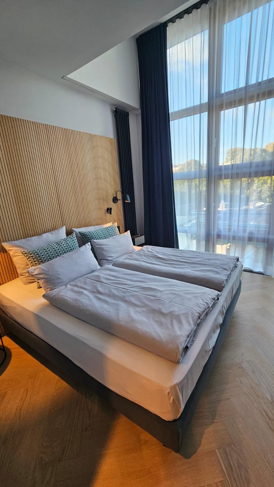 Bett auf der Galerie 