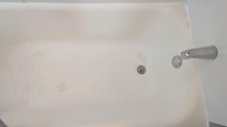 Cracked tub