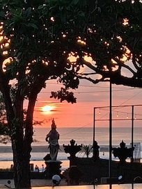 sunset from Sugarsand, one of the restaurants on the property.