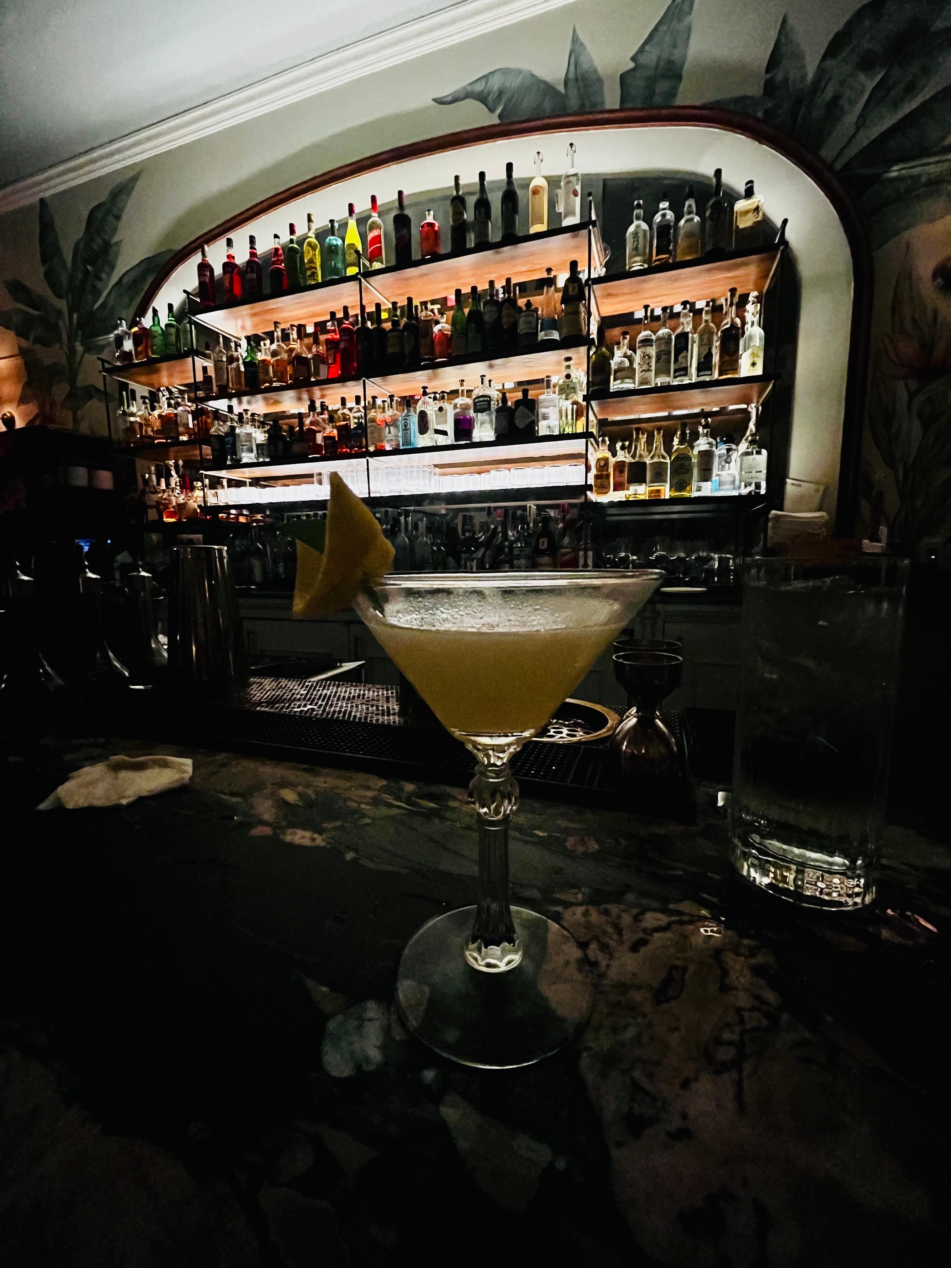 Night cap anyone? The Bird of Paradise cocktail at Paradise Lounge is a must! 