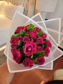 Flowers given when you get to room, so beautiful