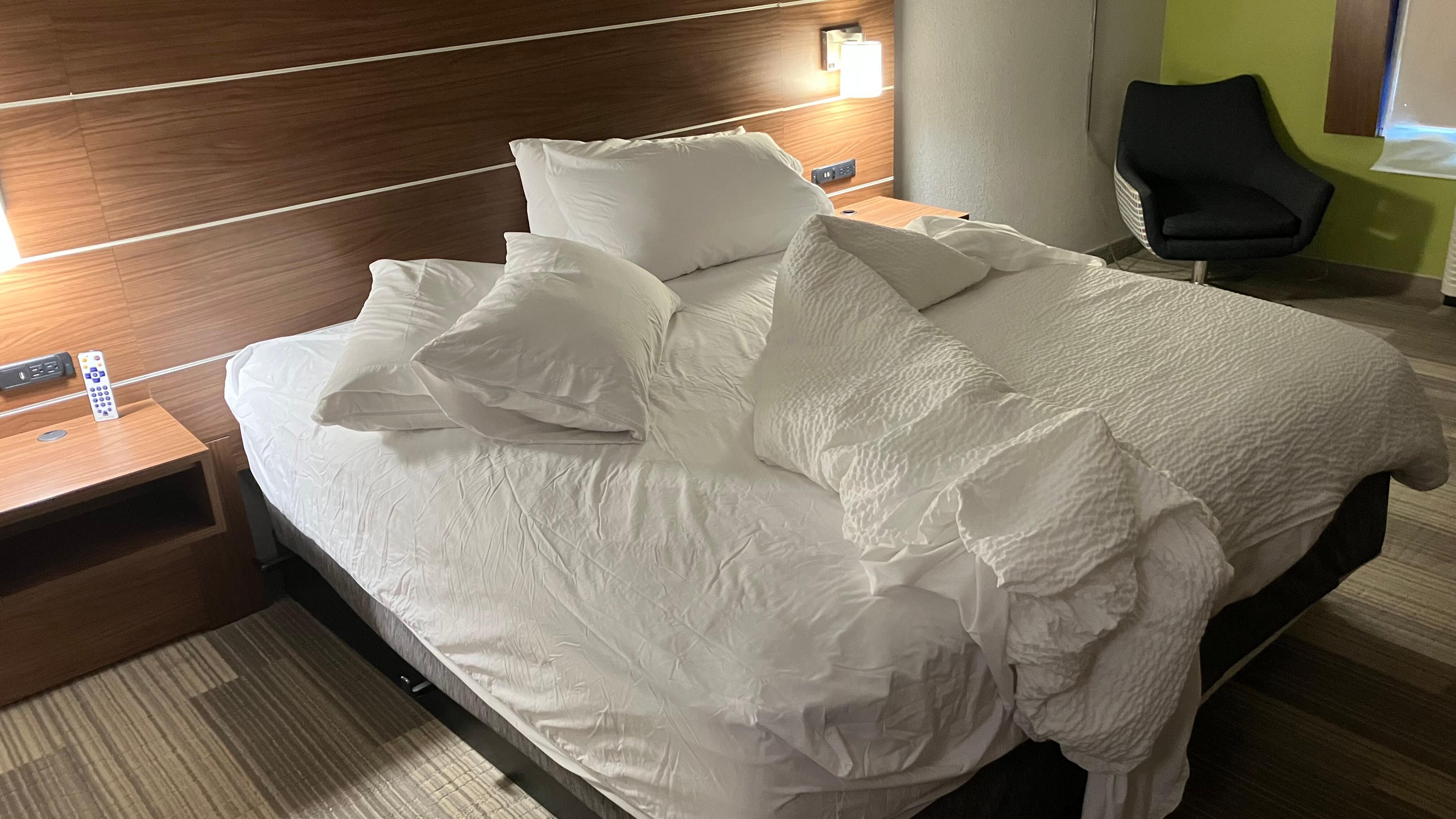 This is the bed when I checked in.