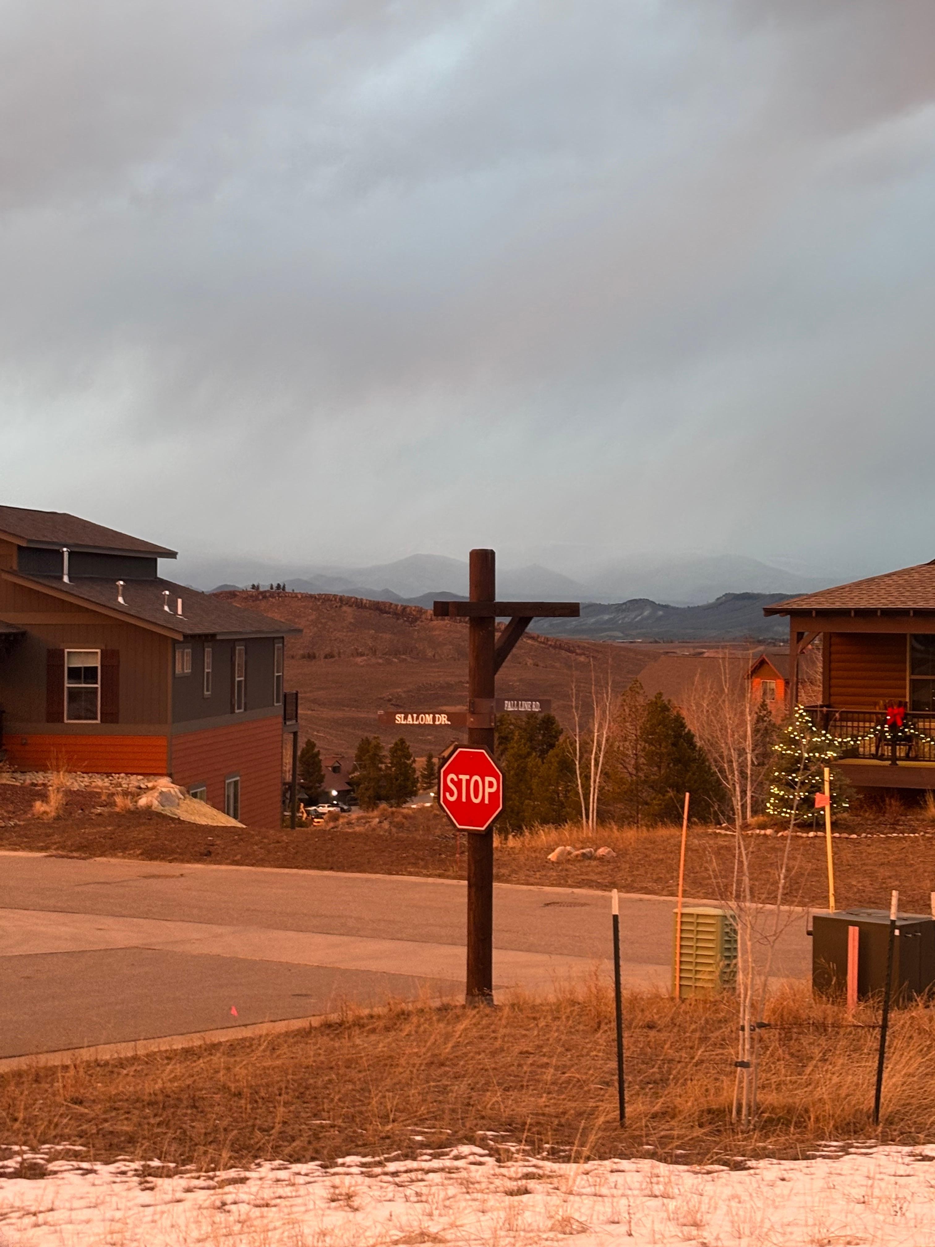 Evening view of the mountains from the mountain house.