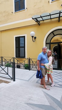 Center of building