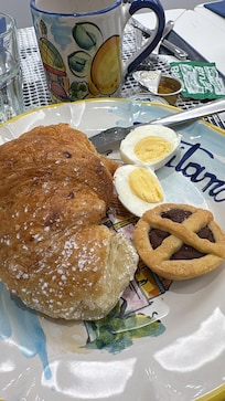 Louças lindas para o café