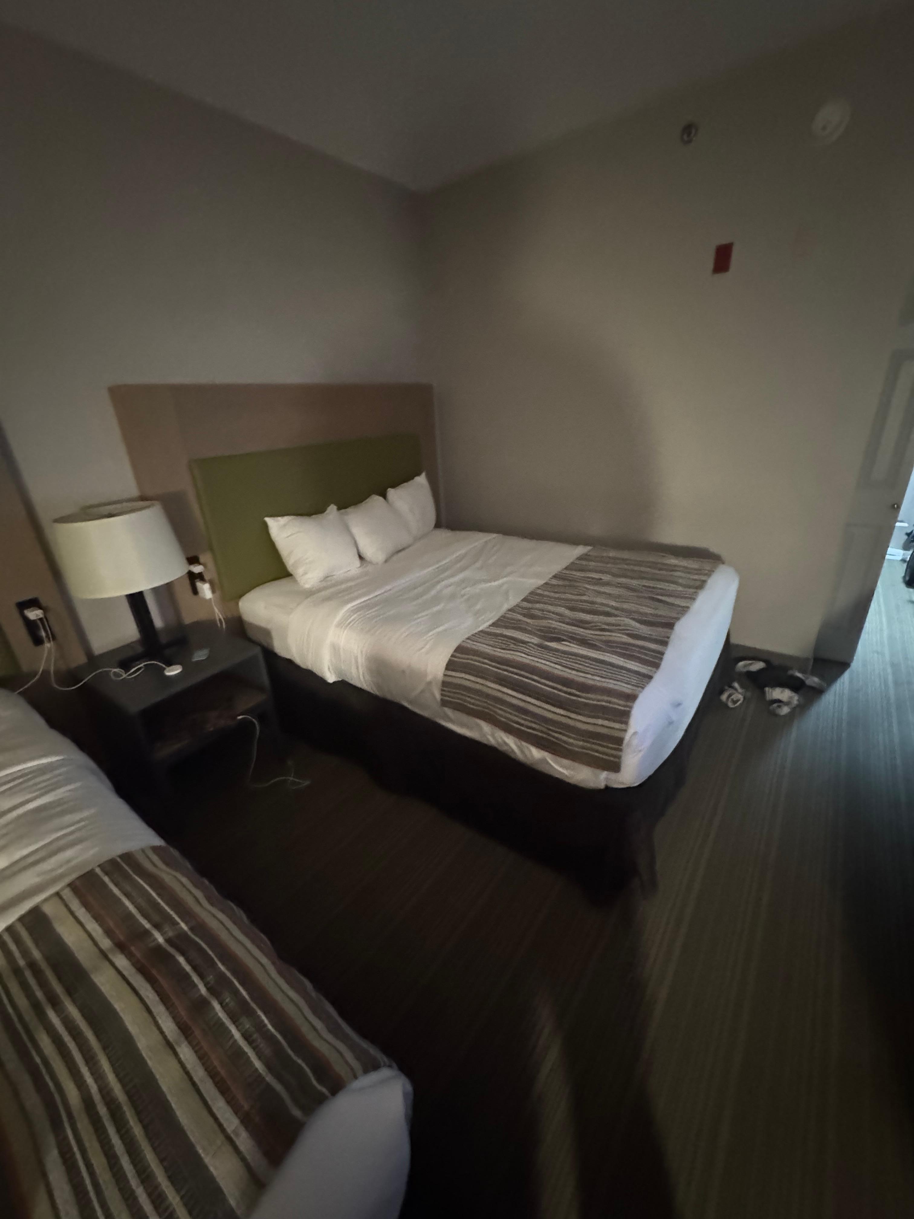 Update the rooms photos.