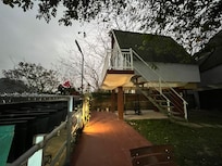 Bungalow from outdoor dining area