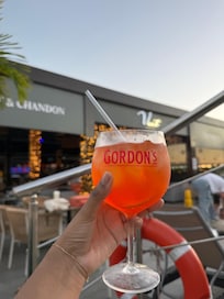 Drinks, food and hookah available at the pool/jacuzzi area