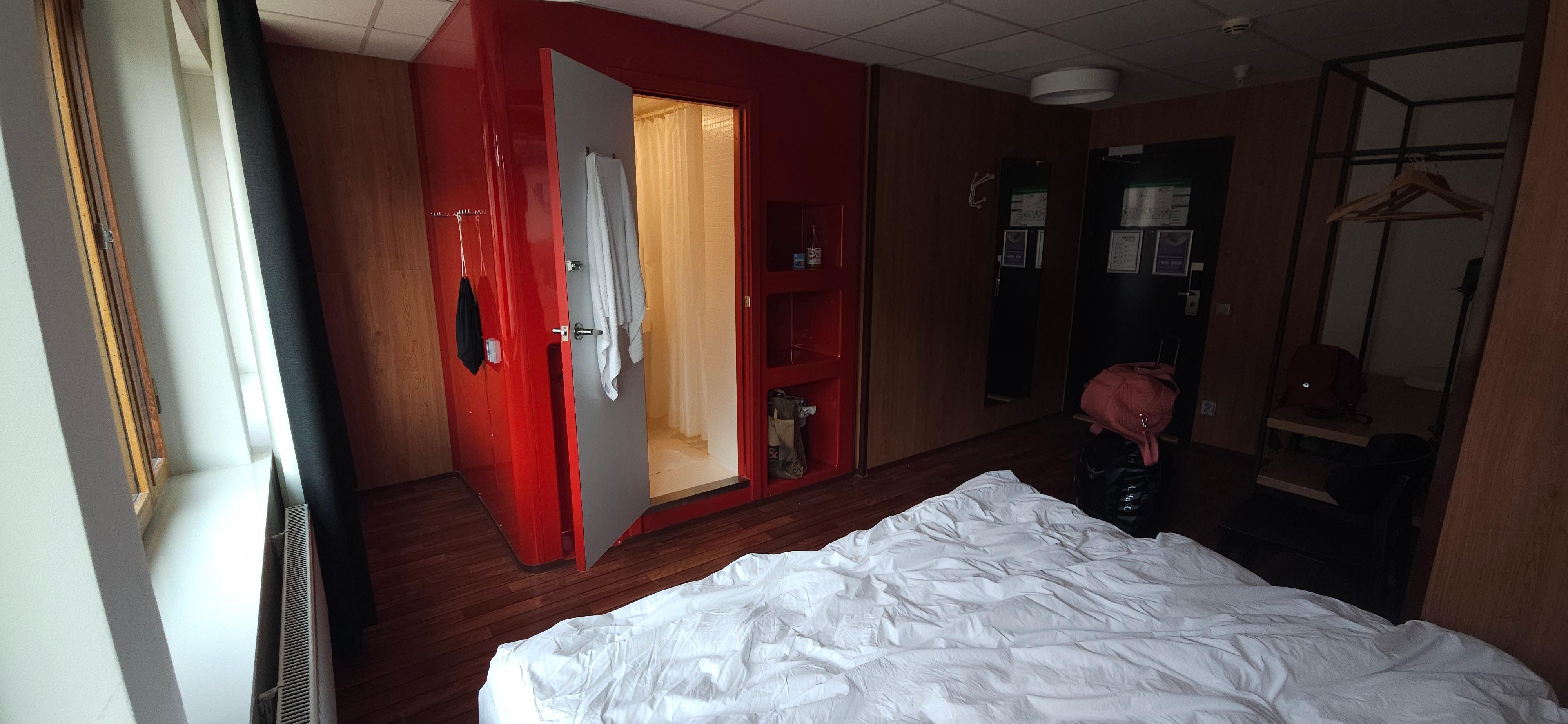 Private room, 5th floor
