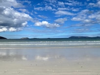 Between Emu and Middleton Beaches.
What a beautiful spot !