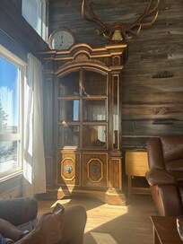 tacky decor