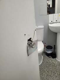 Had some plumbing issues. 4 of the male staff had to get in room after 1030 pm and fix a leak as tub leaked to floor below