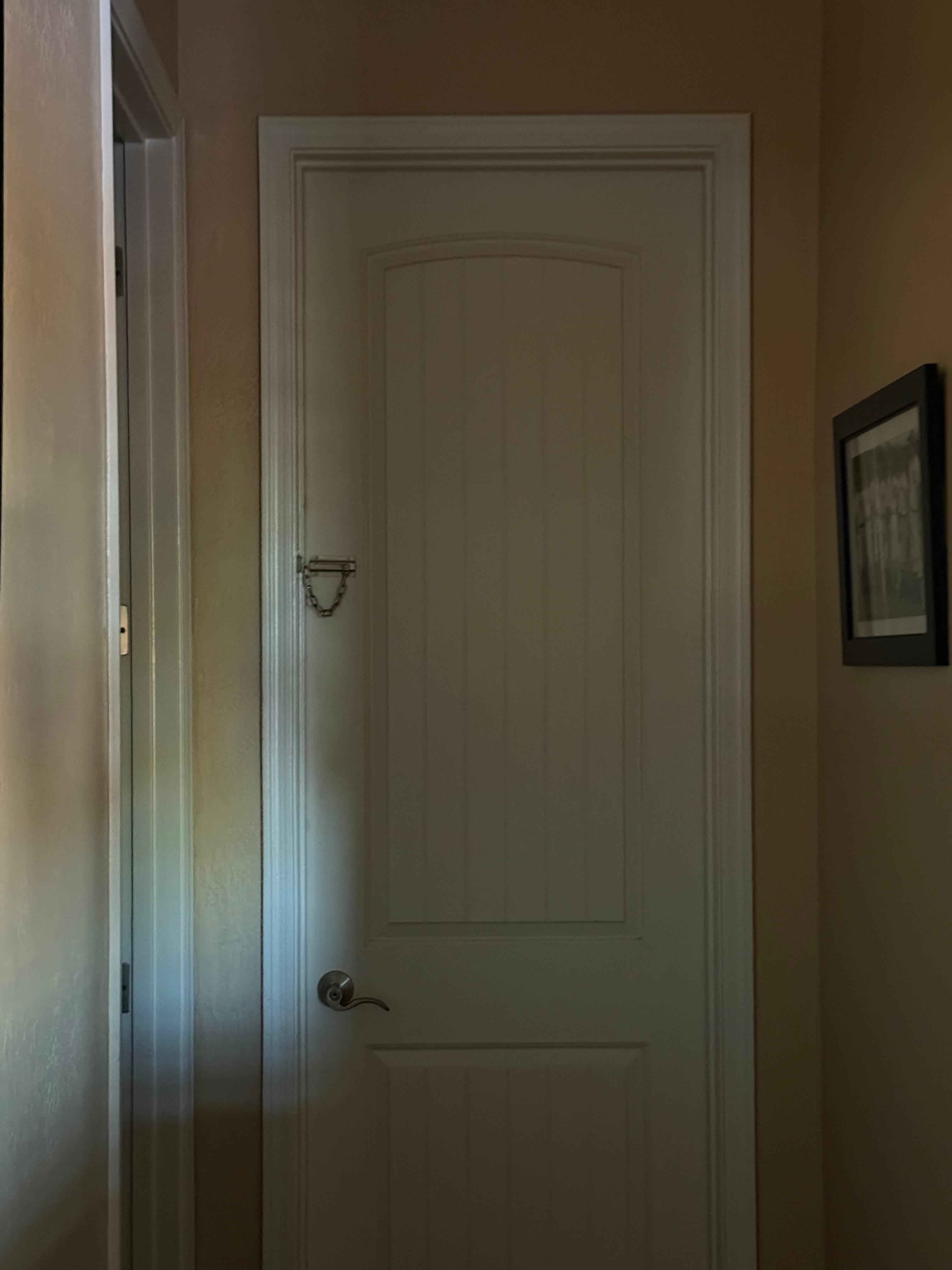 Odd smells coming from this room. 