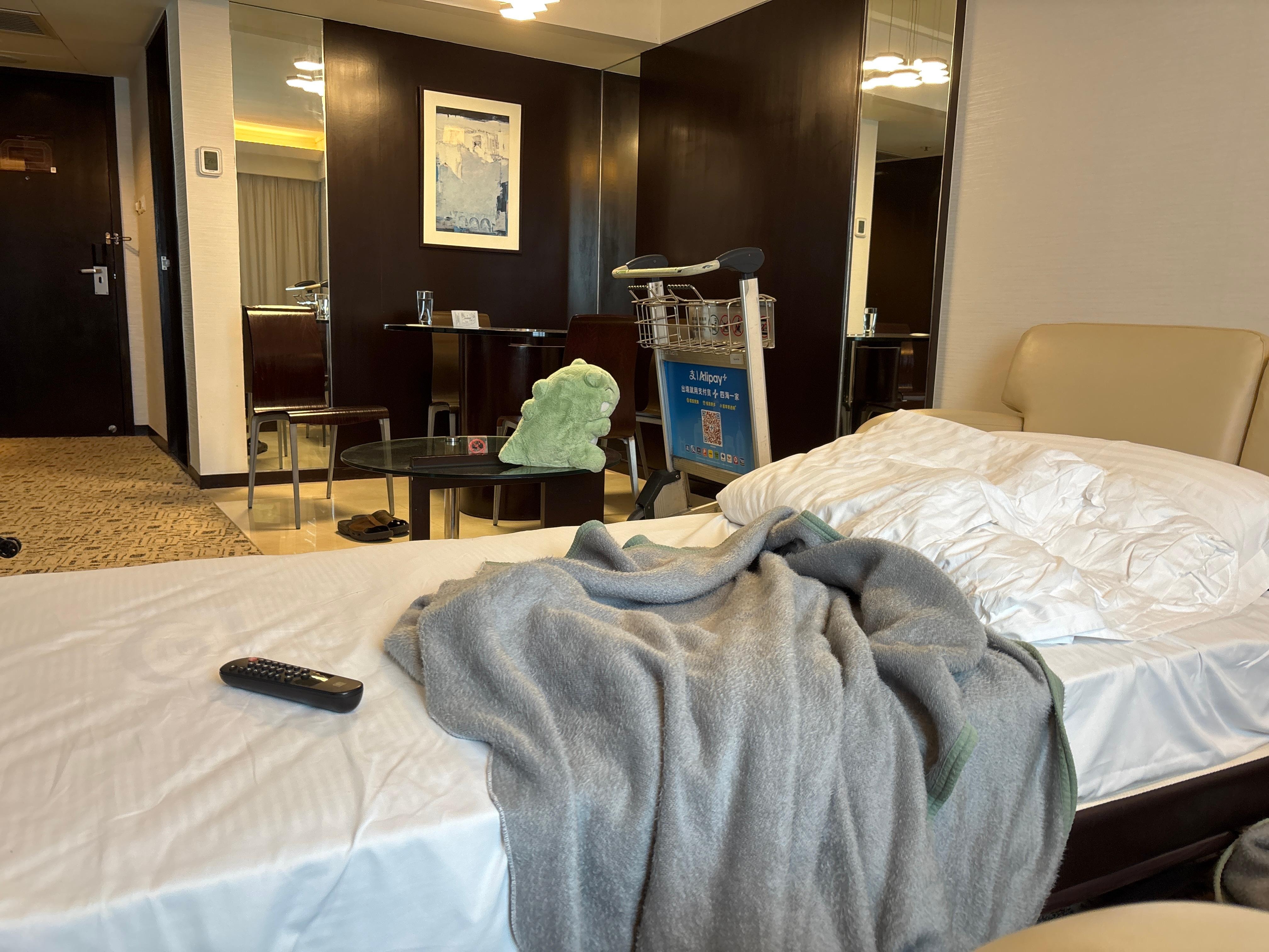 Clean, comfy.
