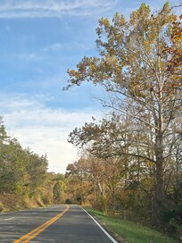 Country road leading to Buffalo Creek from VMI.