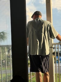 Great view of ocean and can still see the pool