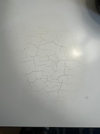 Cracks in desk