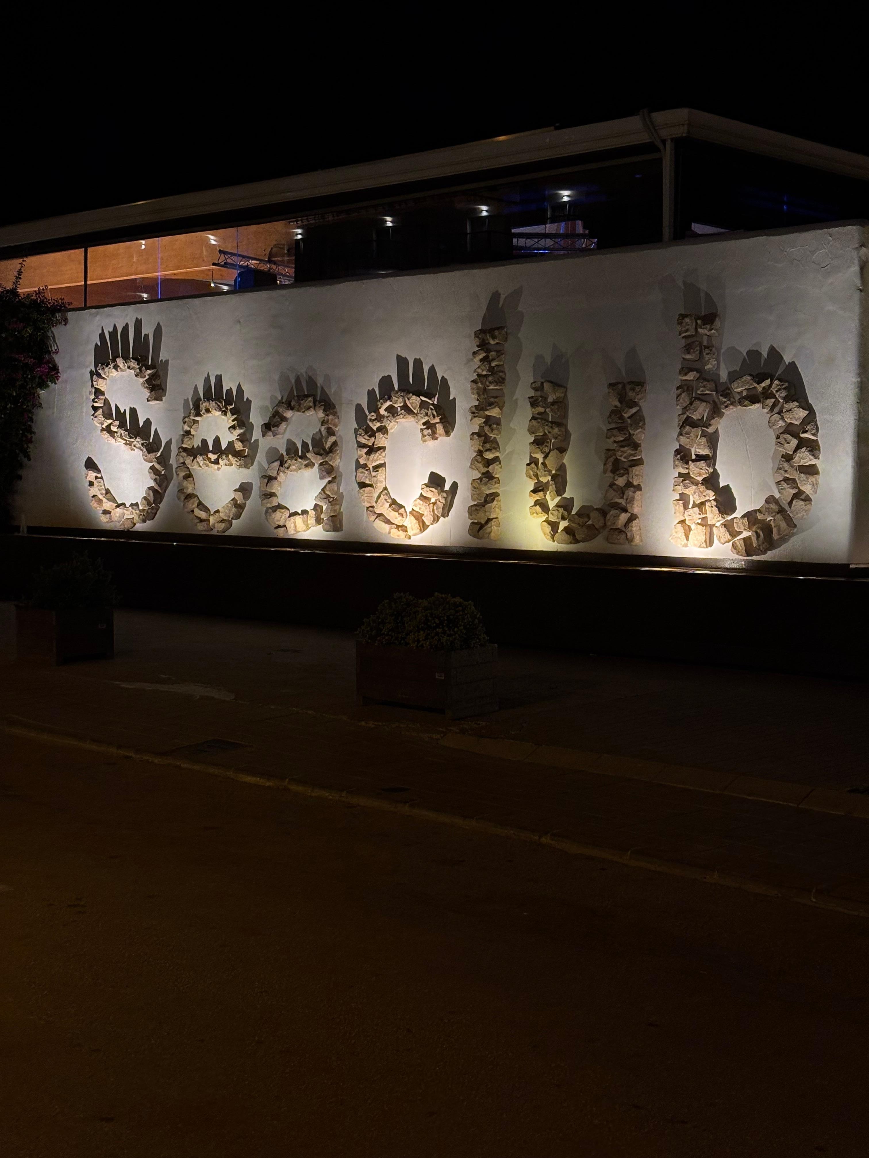 Erster Eindruck bei abendlicher Ankunft