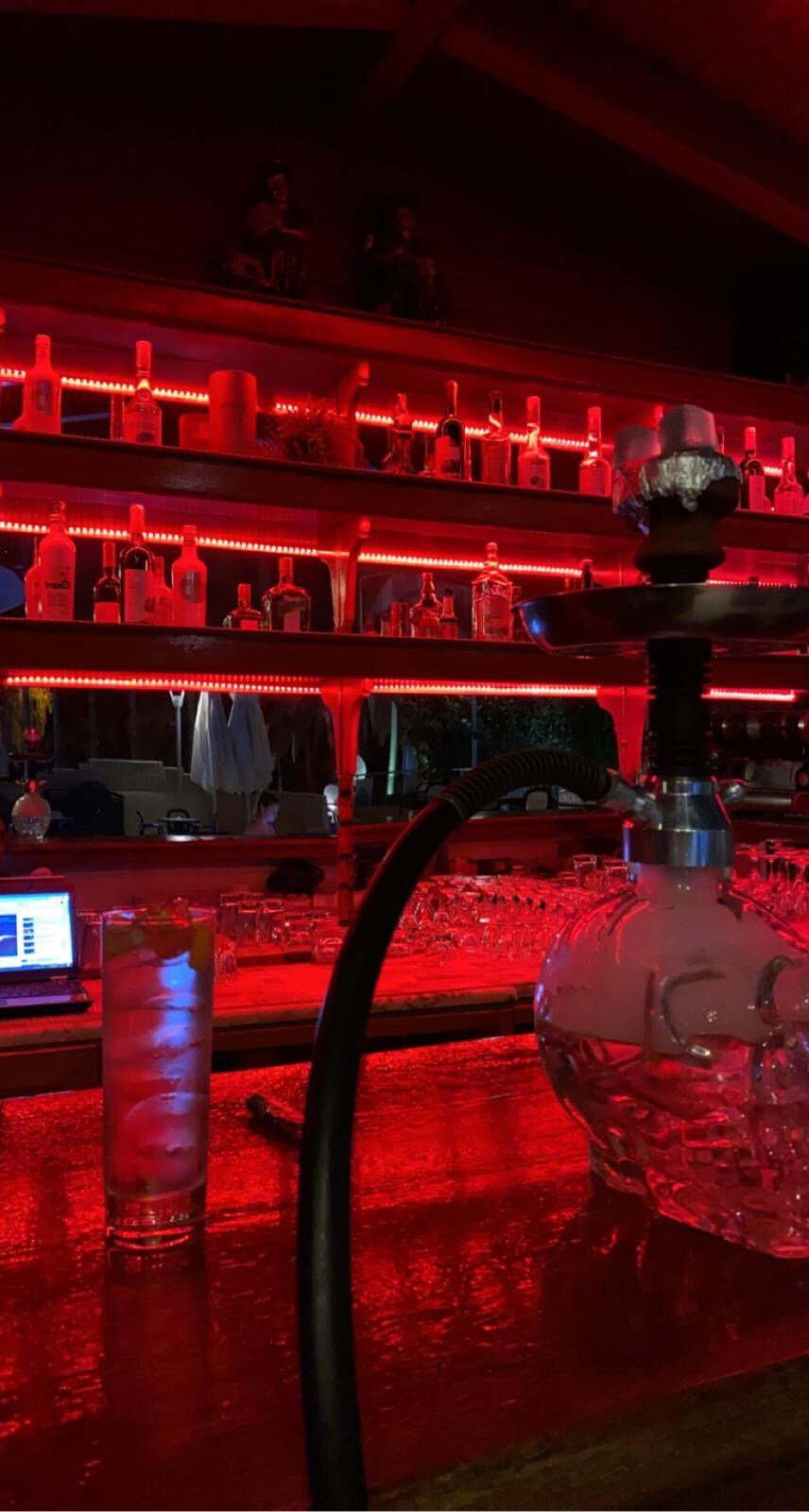 Mini barın harika ışıklandırması... 