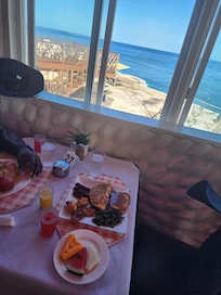 All Inclusive Breakfast Day1