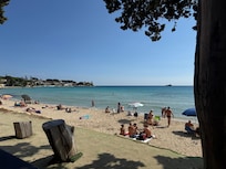 Beach short walk from Villa