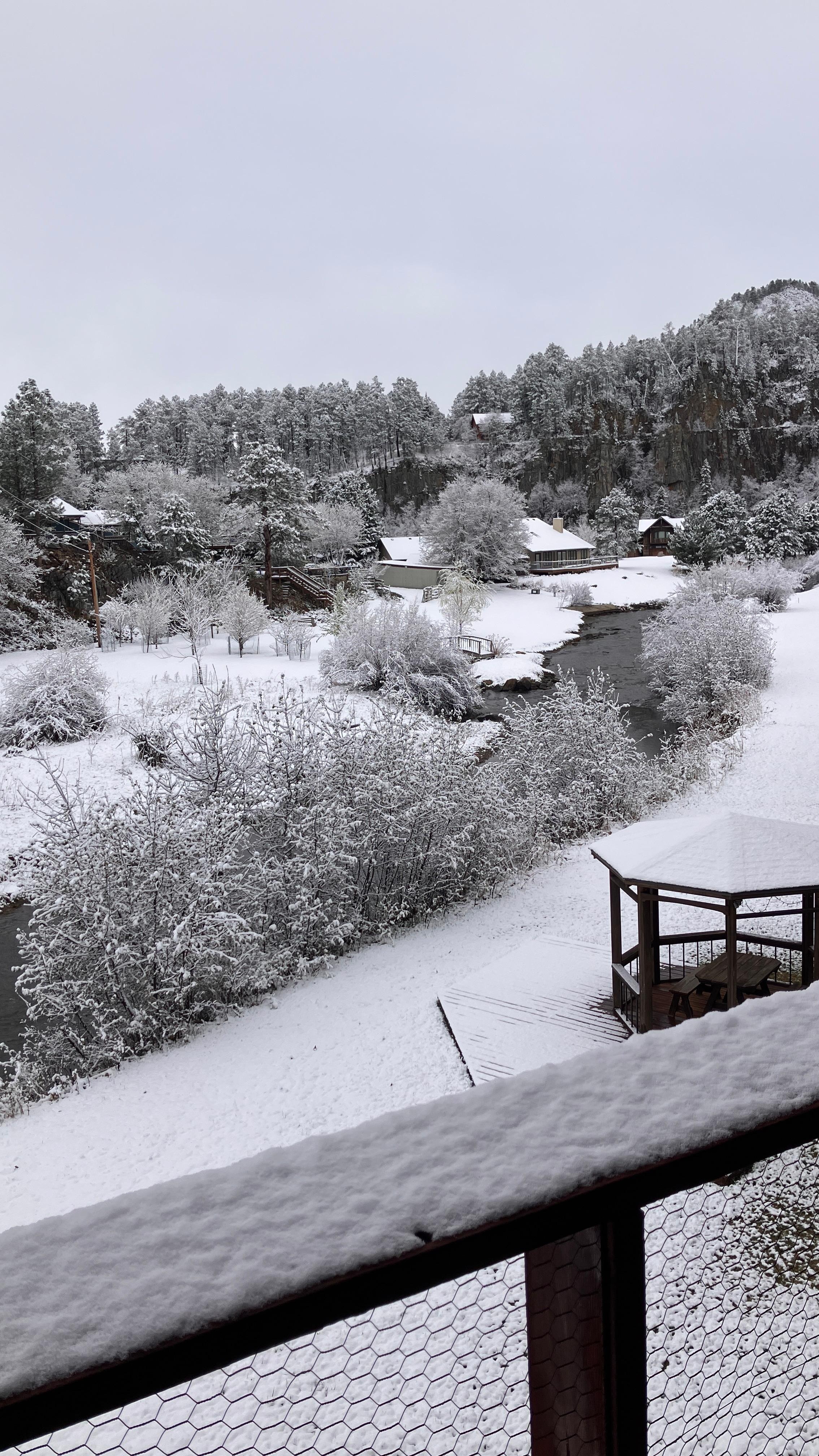 80° the first several days and I woke up to this the last day - beautiful! 