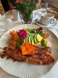 Avocado toast breakfast