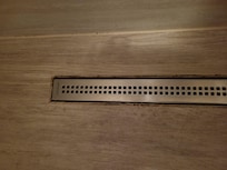 Abfluss in der Dusche